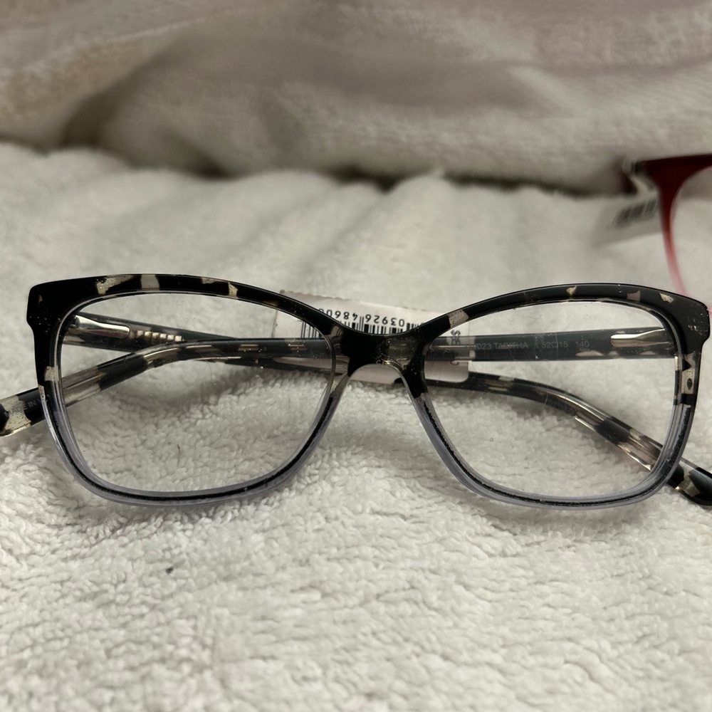Black and Gray Rectangular Glasses with Modern Cat-Eye Design